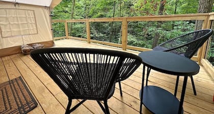 Valley Overlook, heart of Cuyahoga Valley National Park - Glamping Tent P9