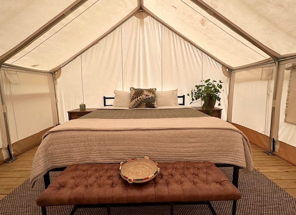 1 chambre, accès au Wi-Fi (inclus), literie fournie