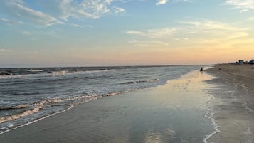 Una spiaggia nelle vicinanze