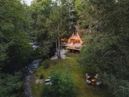Exterior. Enchanting River - Waterfront A Frame Cabin