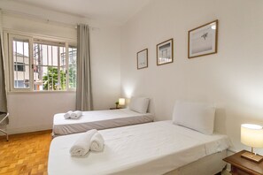 Apartament | 2 dormitoris, planxa i posts de planxar i wifi gratuïta