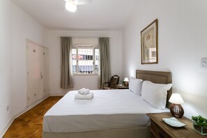 Apartment | 2 bedrooms, iron/ironing board, free WiFi - Apto Bela Cintra 12  (São Paulo)