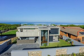 Exterior - "MiAmor Beach House: Your Romantic Coastal Escape" (Sedgefield)