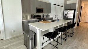 Coffee/tea maker, fridge, microwave, oven - Disney World 15Min Drive! Themed 4Bedroom Beautiful Home With Private Pool! (Davenport)