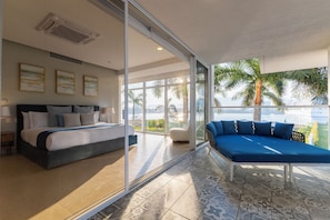 Terrace/patio - Capitalia Tres Mares Beach Residences & Marina (Puerto Vallarta)