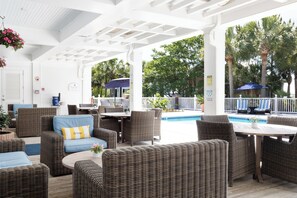 Pool - Lagoon View w/shared pool Cottage - Min from Downtown! (Mount Pleasant)