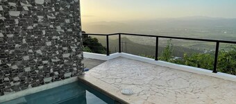 Romantic Apartment with HEATED Cocktail Pool in Rincón