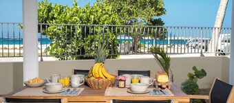 superb 1BD sea view orient bay beach