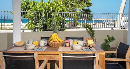 superb 1BD sea view orient bay beach