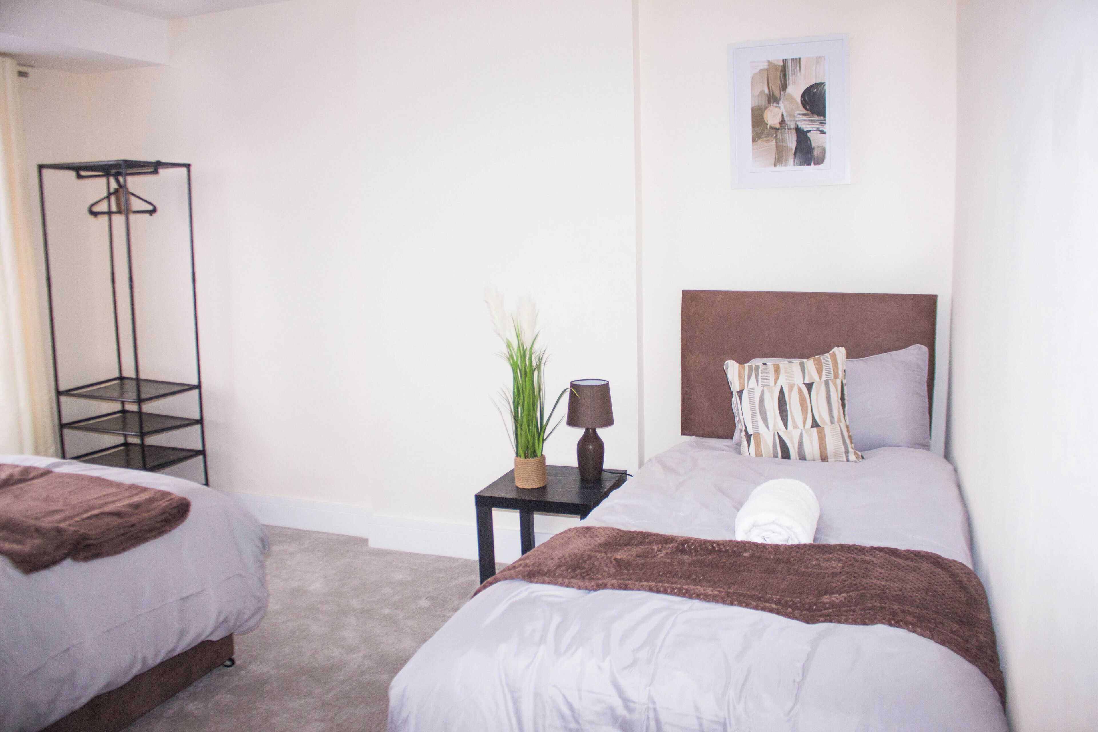 3 bedrooms, iron/ironing board, free WiFi, bed sheets