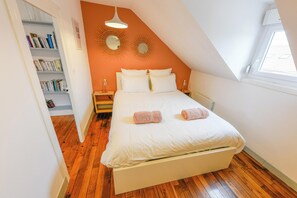 1 bedroom, iron/ironing board, travel crib, free WiFi - Le Colette - Stationnement Réservé à 5 Minutes du Centre Ville (Troyes)