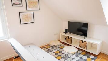 Smart TV, books