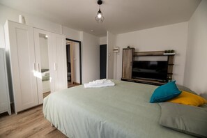 Iron/ironing board, free WiFi, bed sheets - #le#charentais#centre#ville (Cognac)