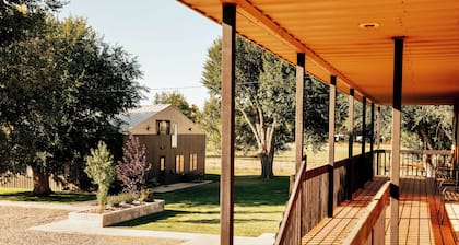 Nature Lodge SLEEPS 80+ Family Reunions, Corporate Retreats. Entire Facility