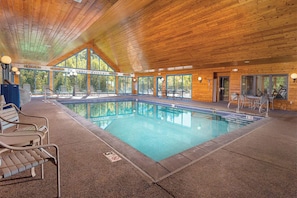 Pool - 1 Bedroom Condo w/ Kitchen at Little Sweden Resort, Door County!! (Fish Creek)