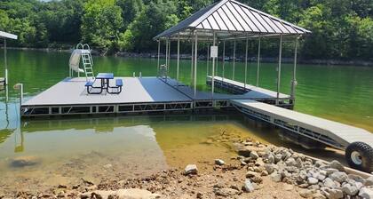 Sapphire Cottage - Waterfront w/ Covered Dock & Slide, Gentle Slope to Water