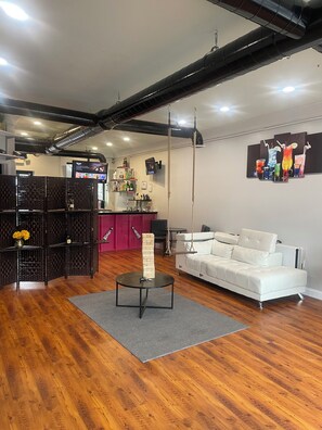 Lobby - This stylish and unique place sets the stage for a memorable trip. (Berkley)