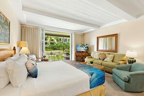 Iron/ironing board, free WiFi, bed sheets - Grdn View steps from beach, dining, shopping 116 (Lahaina)