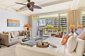 Een strijkplank/strijkijzer, gratis wifi, beddengoed