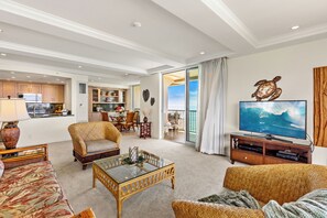 TV - Ocean Frnt steps from beach, dining, shopping 952 (Lahaina)