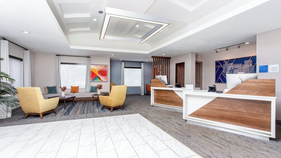 Holiday Inn Express & Suites Ormond Beach - North Daytona by IHG