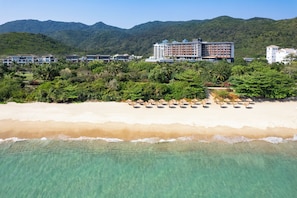 Exterior - HUALUXE Sanya Yalong Bay Resort by IHG (Sanya)