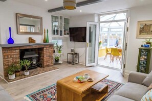 Smart-TV, Kamin