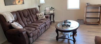 TJ’S CAJUN LAND GETAWAY