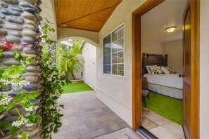 4 bedrooms