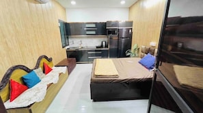 1 Schlafzimmer, Bügeleisen/Bügelbrett