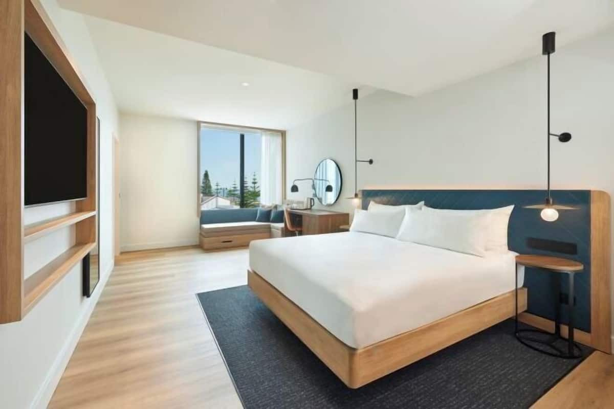 1 bedroom, in-room safe, desk, laptop workspace