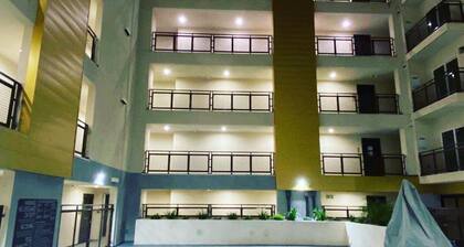 Cozy Private Condo Unit DTLA/K-town