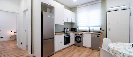 Fridge, microwave, oven, dishwasher