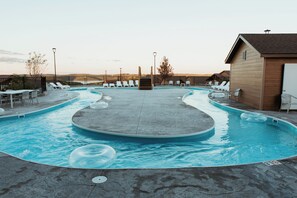 Indoor pool, outdoor pool