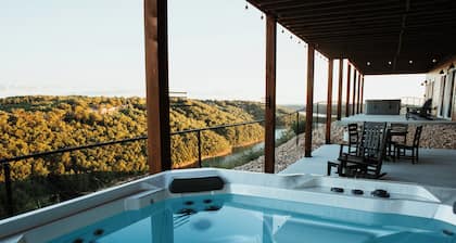 NEW! Luxury Lakeview Cabin: Lazy River, Theater, Game Rm, Sleeps 20+, Hot Tub