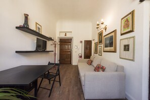 Living area - Ognissanti Flat in Florence by Mmega (Firenze)