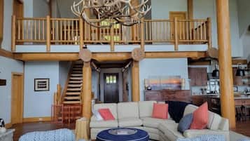 Smart TV, fireplace, DVD player, books