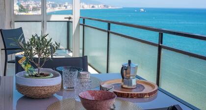 Delightful Suite by the Sea