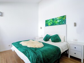 2 Schlafzimmer, Bügeleisen/Bügelbrett, WLAN, Bettwäsche