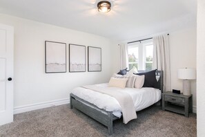 5 bedrooms, free WiFi, bed sheets