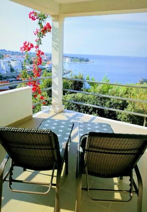 Apartment, Smoking | 1 bedroom - Anica - A2 2 2 in Cove Kanica Rogoznica (Rogoznica)