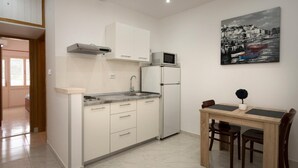 Unclassified image, 2 of 13, button - Apartments More - at the Waterfront (Selca)