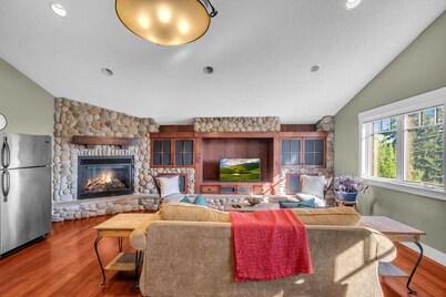 Rocky View Bed and Breakfast in the heart of NW Calgary