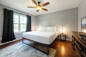 3 Schlafzimmer, Bügeleisen/Bügelbrett, WLAN, Bettwäsche