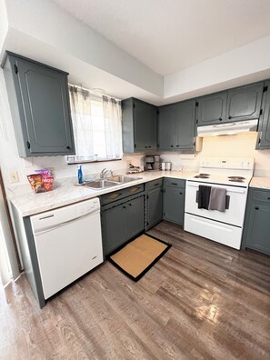 Private kitchen - COZY 2Bedroom/1Bath Duplex  (Enid)