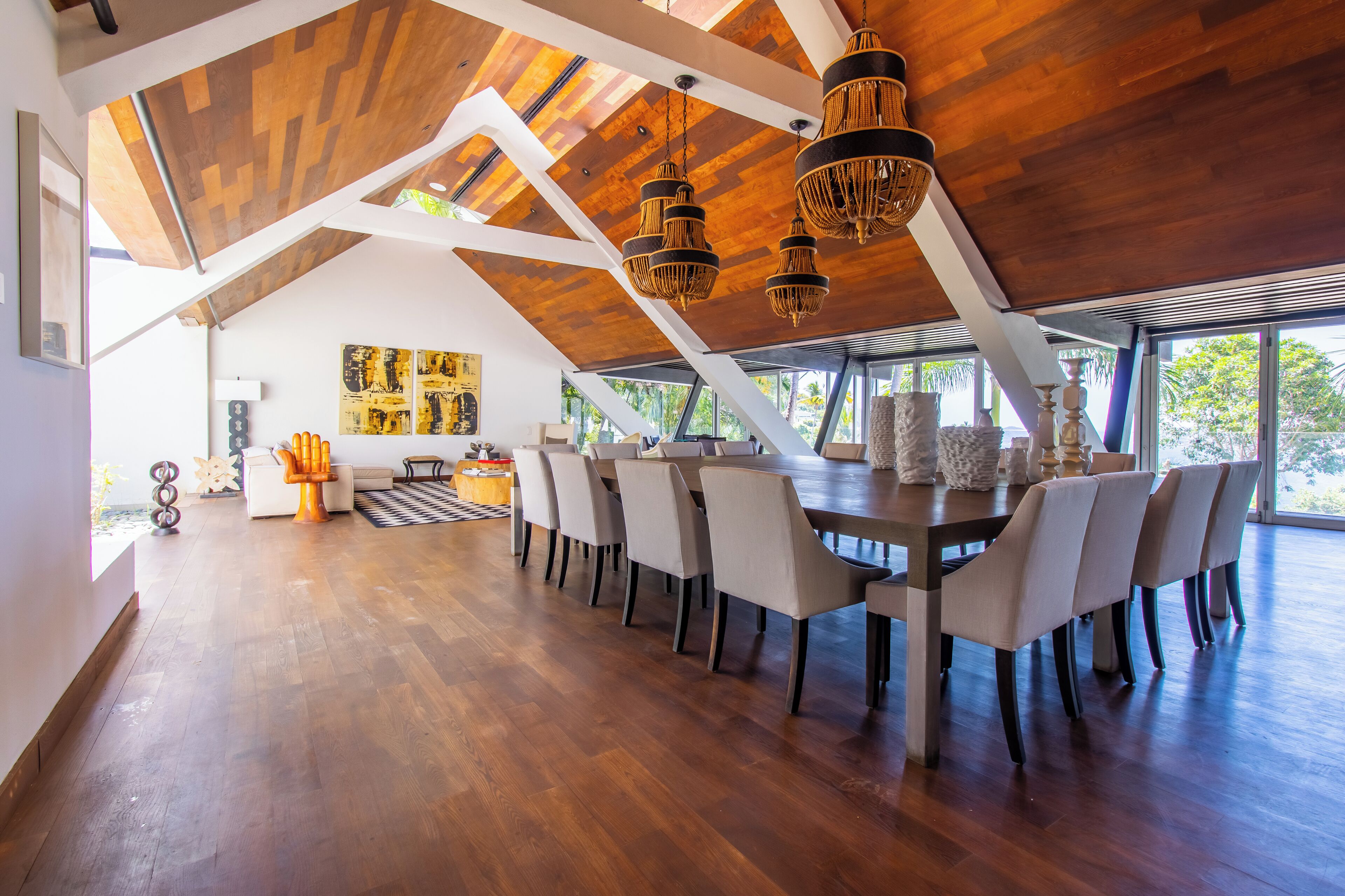 Vila | Makan di kamar