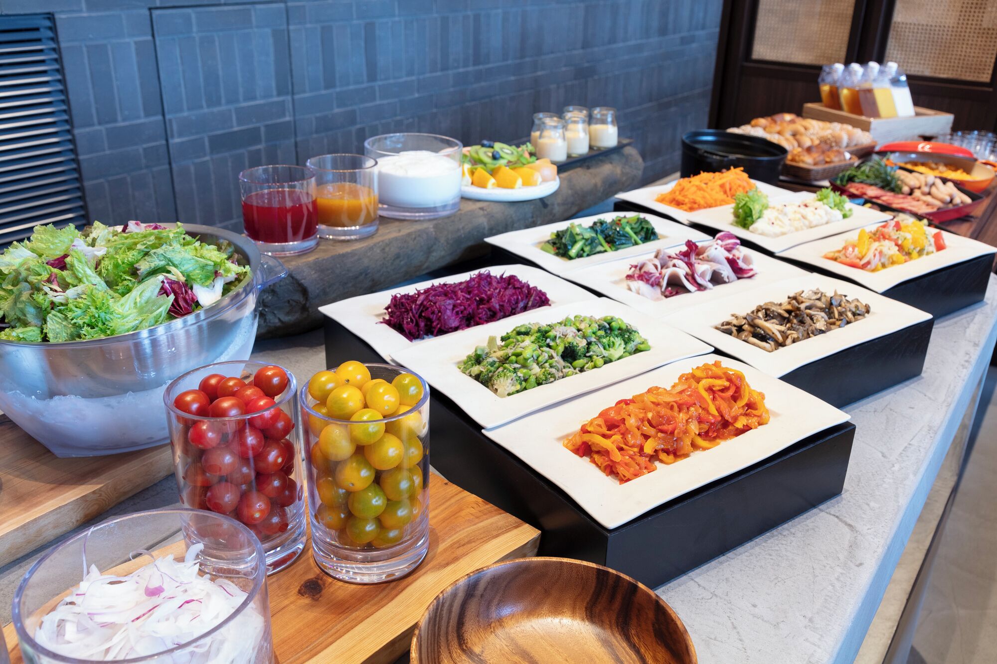 每日供應自助早餐 (每人 JPY3300)