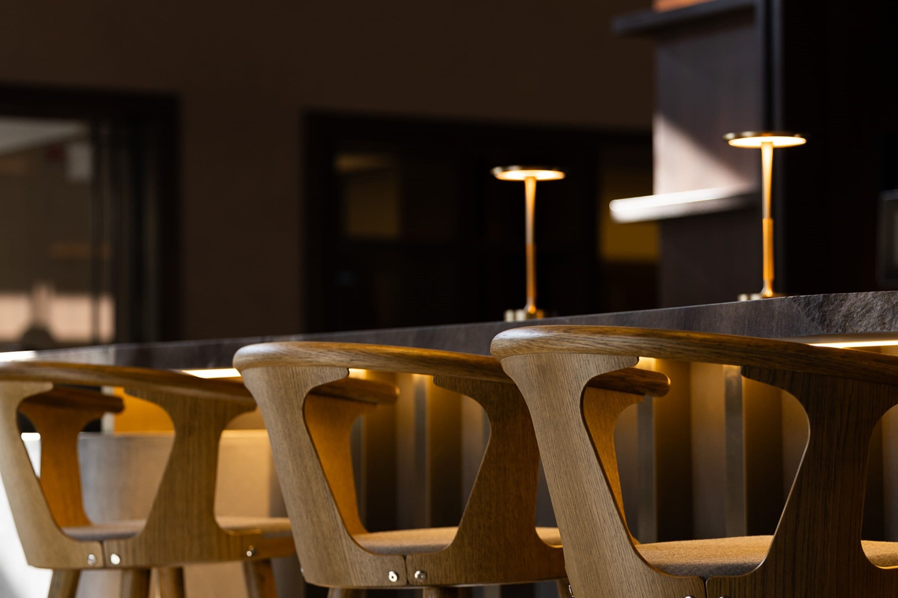 Lobby-lounge