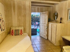 4 bedrooms, iron/ironing board, travel crib, free WiFi