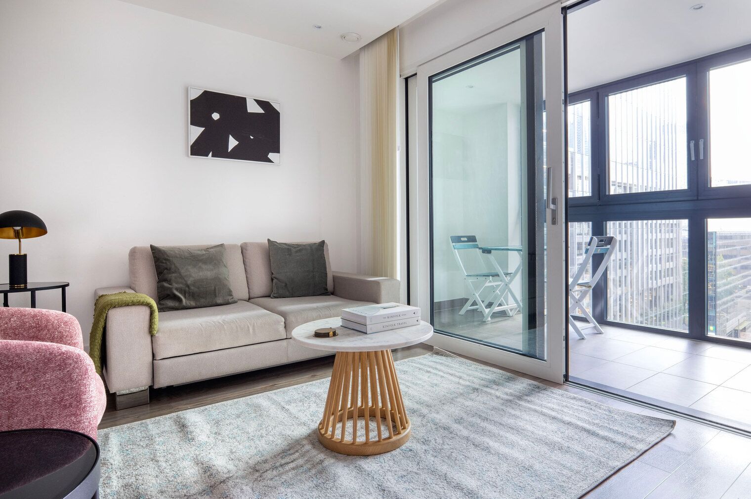 テレビ、ステレオ